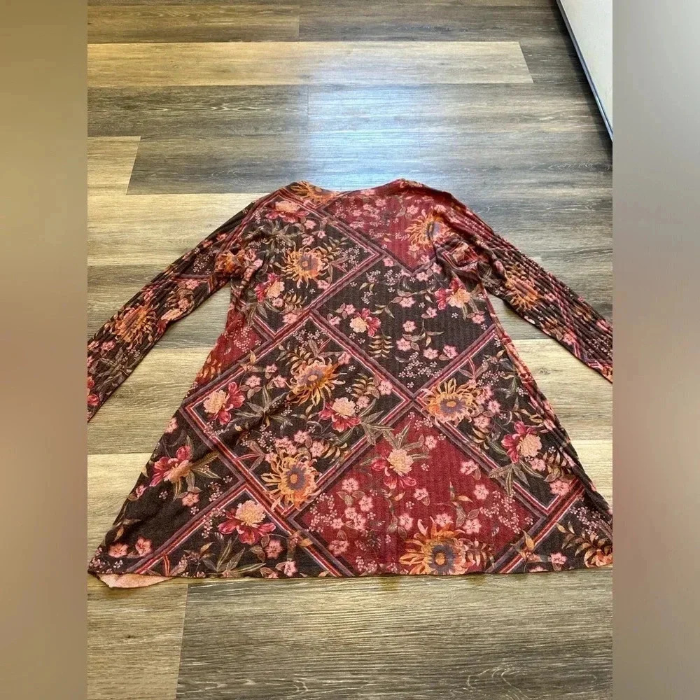 SOFT SURROUNDINGS Alisanna Tunic Top Women Size M (10-12) Coral Floral - Picture 8 of 10